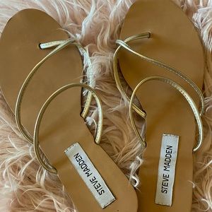 Steve Madden Flip Flops